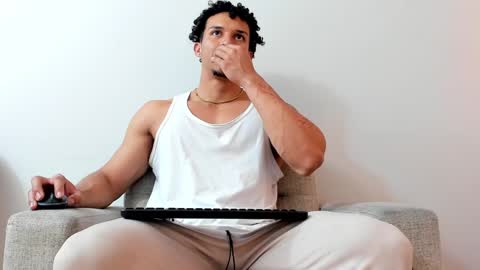 Snapshot of dominick_star chatting on 01-22-25, 03:09 Dominick Star online show from 01-22-25, 03:09
