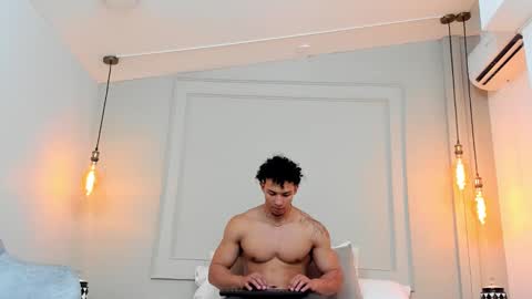 Snapshot of dominick_star chatting on 02-04-25, 09:17 Dominick Star online show from 02-04-25, 09:17