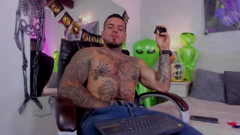 dominickane online show from 10-30-25, 11:33