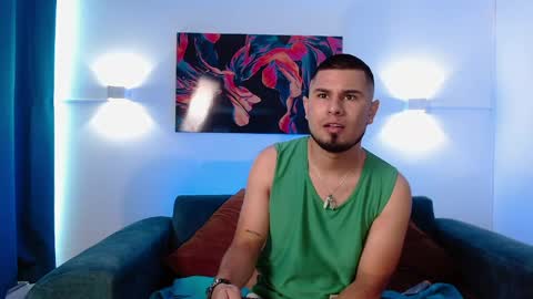 Dominik online show from 05-26-26, 06:48