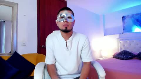 Dominik online show from 06-01-26, 06:42