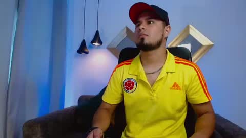 Dominik online show from 06-17-26, 06:42