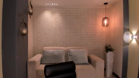 Dominique online show from 01-10-26, 09:41