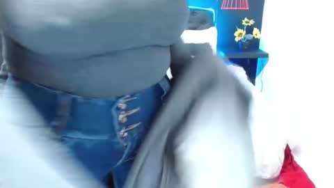  D O M I N K  online show from 02-19-25, 02:33