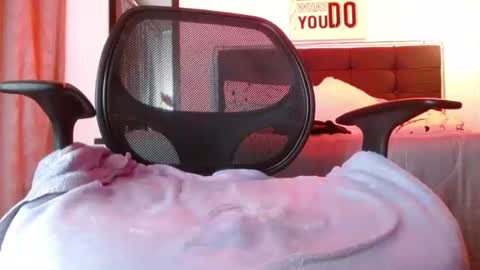  D O M I N K  online show from 07-11-26, 09:23