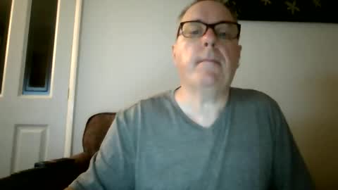 Snapshot of domjolly08 chatting on 09-12-25, 09:26 David uk online show from 09-12-25, 09:26