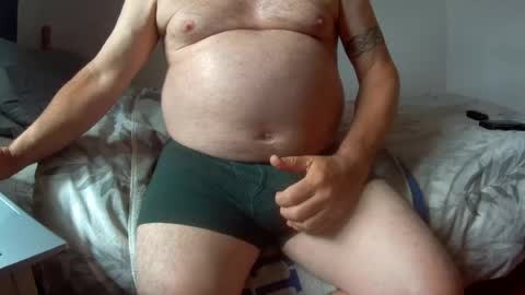 Snapshot of domjolly08 chatting on 07-11-26, 02:53 David uk online show from 07-11-26, 02:53