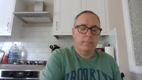 Snapshot of domjolly08 chatting on 08-06-26, 02:52 David uk online show from 08-06-26, 02:52