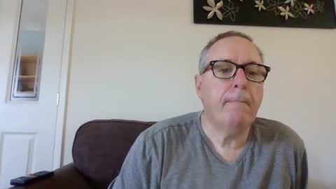 Snapshot of domjolly08 chatting on 08-08-26, 09:00 David uk online show from 08-08-26, 09:00