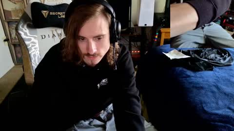 Snapshot of dommepleasemistress chatting on 09-24-25, 04:54 dommepleasemistress online show from 09-24-25, 04:54