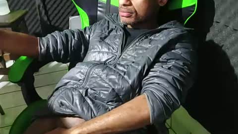 dondiego5511 online show from 06-18-26, 12:11