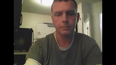 Snapshot of dondoin chatting on 02-19-26, 09:55 live online show from 02-19-26, 09:55