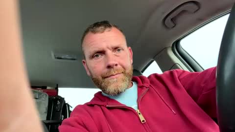 Snapshot of dondoin chatting on 06-18-26, 12:09 live online show from 06-18-26, 12:09