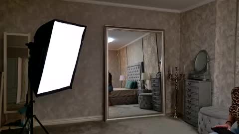 Donna online show from 03-31-26, 05:57