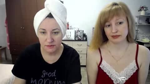 Tatiana 43 curvy sexy body and Joanna redhead 39 years online show from 03-25-26, 08:09