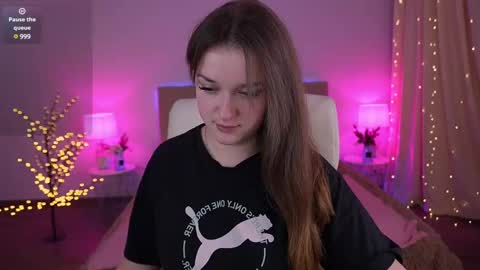 DONNA online show from 02-09-25, 06:54