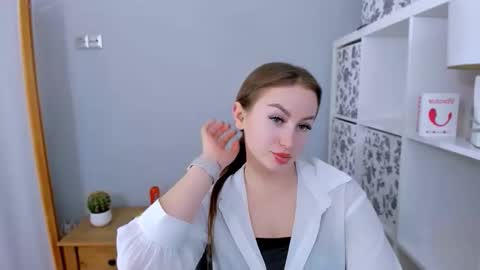 Snapshot of donnasensual chatting on 11-11-25, 05:24 DonnaSensual online show from 11-11-25, 05:24