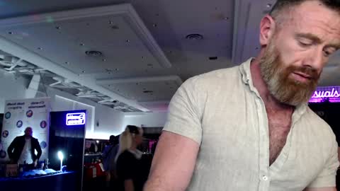 Donny online show from 02-01-25, 02:47