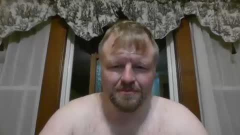 Snapshot of donseanh chatting on 10-31-25, 06:14 The Don online show from 10-31-25, 06:14