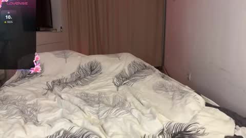 Stacy online show from 10-18-25, 05:25