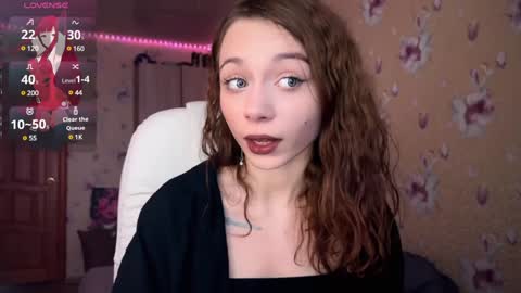 Nicole online show from 01-17-25, 07:41