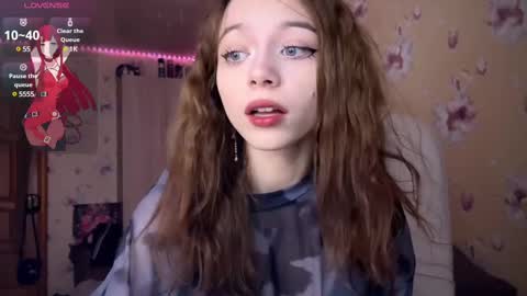 Nicole online show from 03-10-25, 02:59