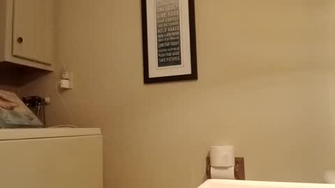 donwyan4 online show from 09-10-25, 07:52