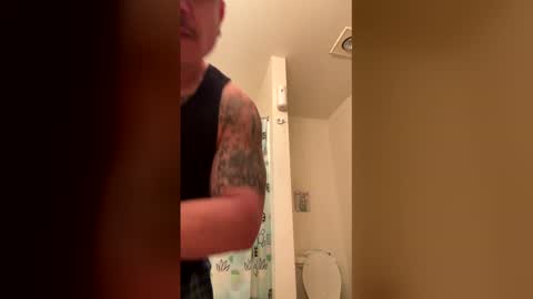 Snapshot of doodlez224472 chatting on 03-18-26, 06:44 doodlez224472 online show from 03-18-26, 06:44