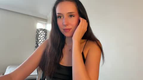Snapshot of doragranat chatting on 06-21-26, 04:37 doragranat online show from 06-21-26, 04:37