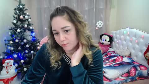 Snapshot of dorasuun chatting on 12-13-24, 06:16 dorasuun online show from 12-13-24, 06:16