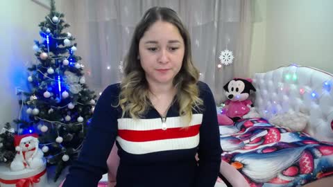 Snapshot of dorasuun chatting on 12-16-24, 05:33 dorasuun online show from 12-16-24, 05:33