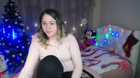 Snapshot of dorasuun chatting on 12-22-24, 02:16 dorasuun online show from 12-22-24, 02:16