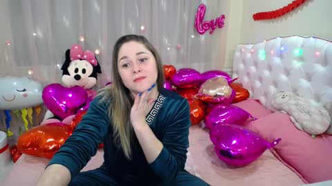 Snapshot of dorasuun chatting on 02-07-25, 01:53 dorasuun online show from 02-07-25, 01:53