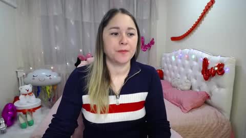 Snapshot of dorasuun chatting on 02-26-25, 03:19 dorasuun online show from 02-26-25, 03:19