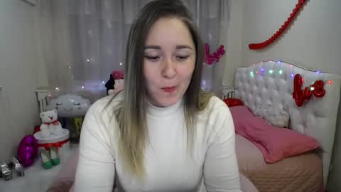 Snapshot of dorasuun chatting on 03-06-25, 11:58 dorasuun online show from 03-06-25, 11:58