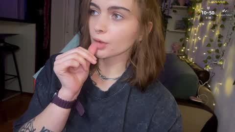 Alice online show from 12-23-24, 02:50