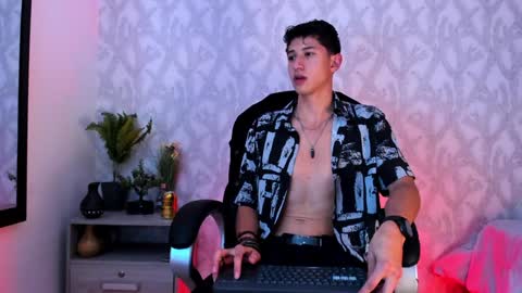 Snapshot of dorian_mystery chatting on 12-27-24, 09:50 dorian_mystery online show from 12-27-24, 09:50