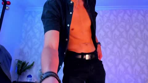 Snapshot of dorian_mystery chatting on 01-27-25, 08:29 dorian_mystery online show from 01-27-25, 08:29