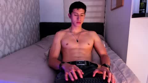 Snapshot of dorian_mystery chatting on 02-24-25, 05:22 dorian_mystery online show from 02-24-25, 05:22