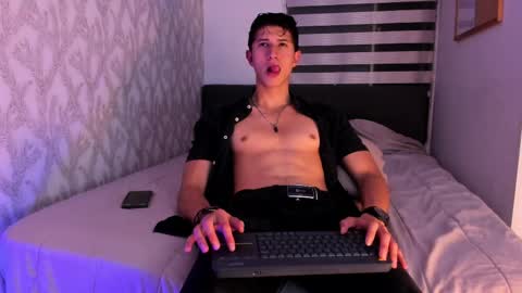 Snapshot of dorian_mystery chatting on 02-25-25, 04:14 dorian_mystery online show from 02-25-25, 04:14