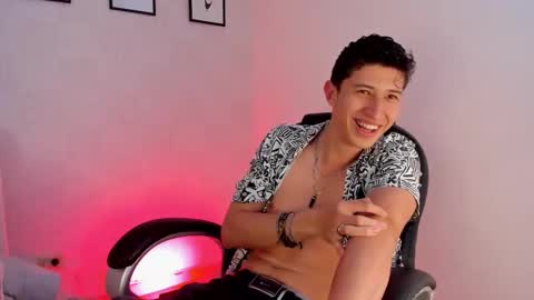 Snapshot of dorian_mystery chatting on 10-10-25, 10:20 dorian_mystery online show from 10-10-25, 10:20