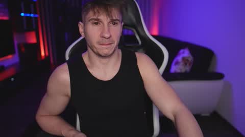 Dorian Reyes online show from 11-29-25, 02:03