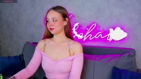 Snapshot of doris_bowman chatting on 05-23-26, 01:37 Vanessa online show from 05-23-26, 01:37