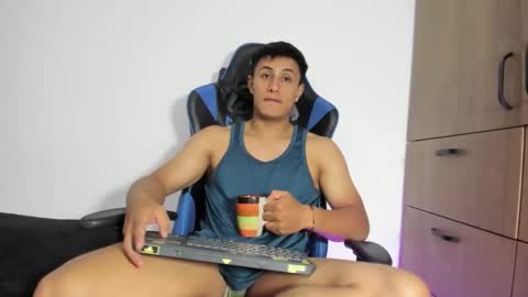 Snapshot of dorman_boy chatting on 02-17-26, 01:57 dorman_boy online show from 02-17-26, 01:57