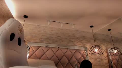  DOROTHY online show from 02-21-25, 05:35