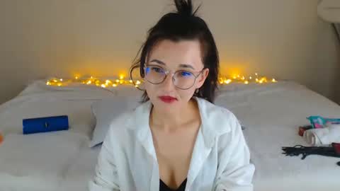 Your Dorotty online show from 02-16-25, 03:47