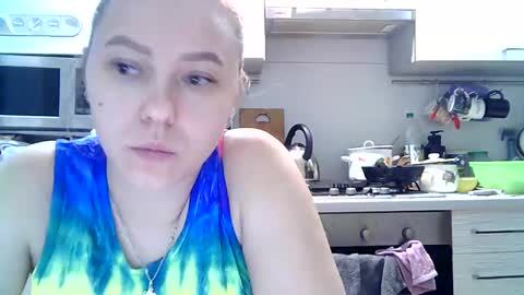 Dorrie Ann online show from 12-27-24, 01:39