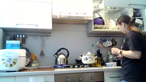 Dorrie Ann online show from 01-19-25, 07:36