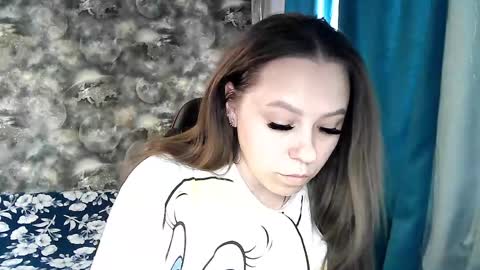 Snapshot of dorrie_ann chatting on 05-22-26, 10:43 Dorrie Ann online show from 05-22-26, 10:43