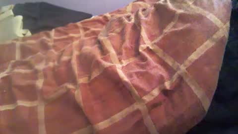 Hello  welcome to Slutsville  I am the Naked Chef  really  but you may call me Peter online show from 11-11-25, 12:27